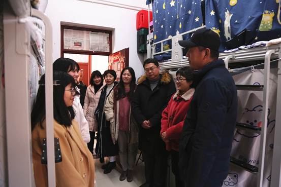 说明: 272ab977c8546a55478f833e4711494